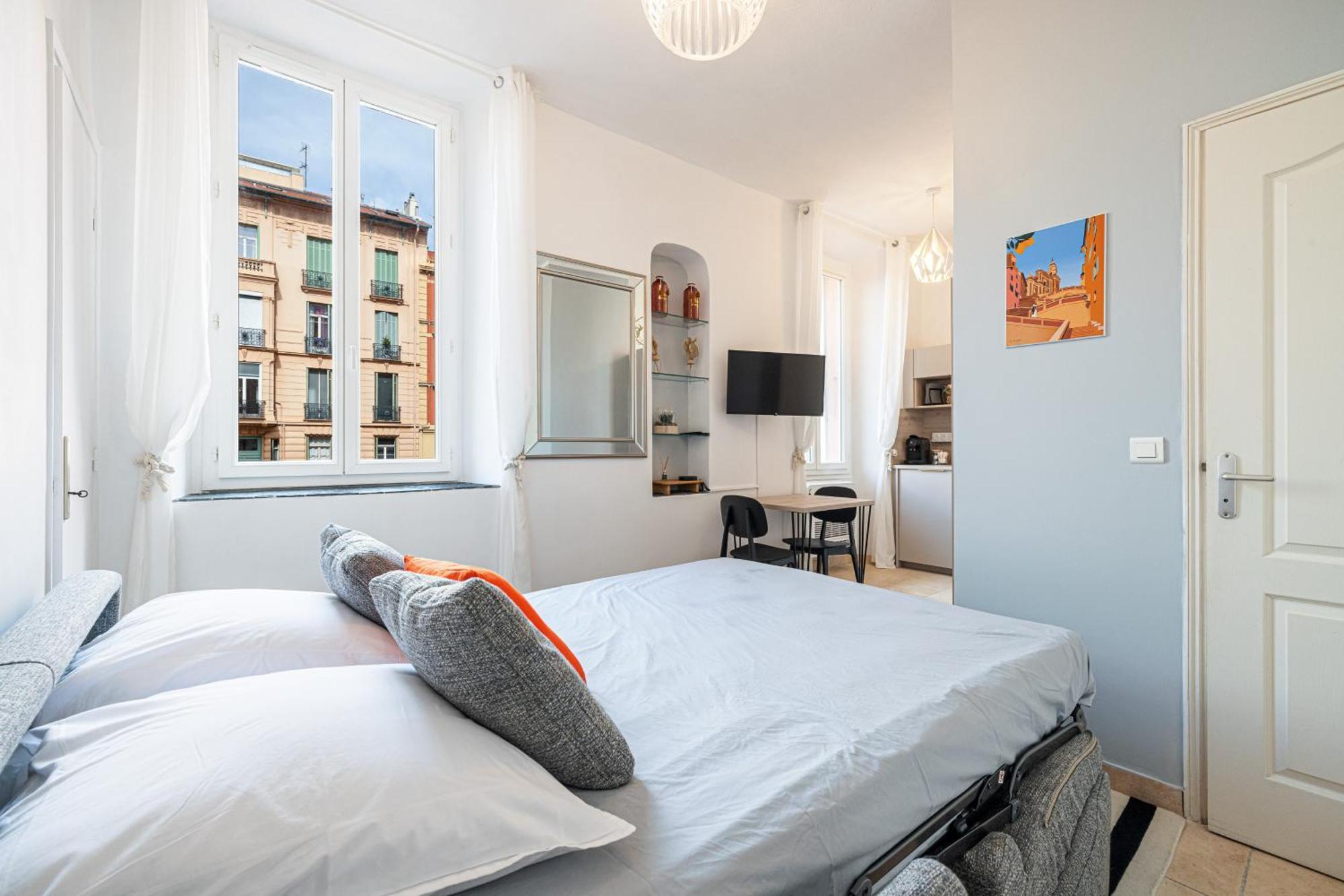 Apartment Felix Faure - Lumineux En Centre-ville *